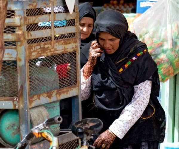 Femme au téléphone