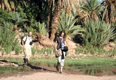 Accompagnants dans l'oasis de Finnt