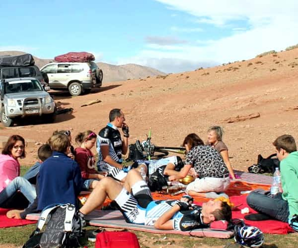 Accompagnant d'un raid VTT Maroc