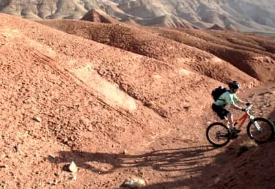 VTT Maroc dans le desert d'Ait You