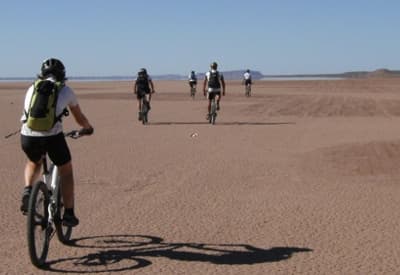 VTT dans le desert