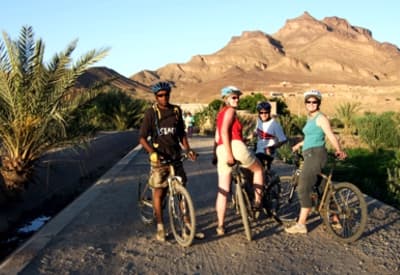 A velo dans la vallee du Draa